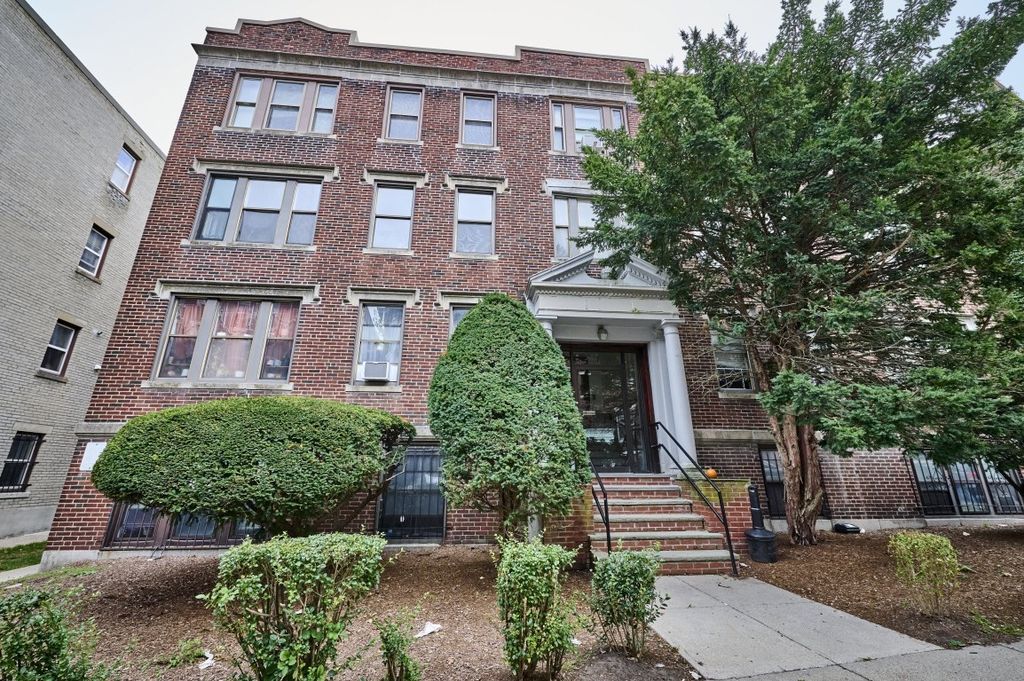 7 Lothian Rd B, Boston, MA 02135