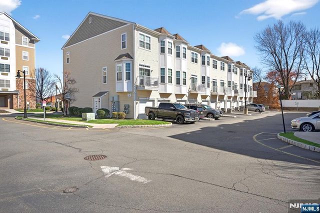 22 Wisteria Lane 1411, Garfield, NJ 07026