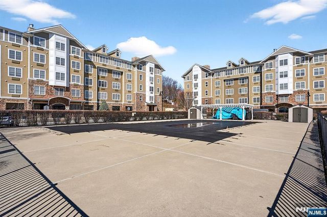 22 Wisteria Lane 1411, Garfield, NJ 07026