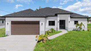 817 Jacaranda PKWY E, Cape Coral, FL 33909