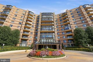 8380 GREENSBORO DR #607, Mclean, VA 22102
