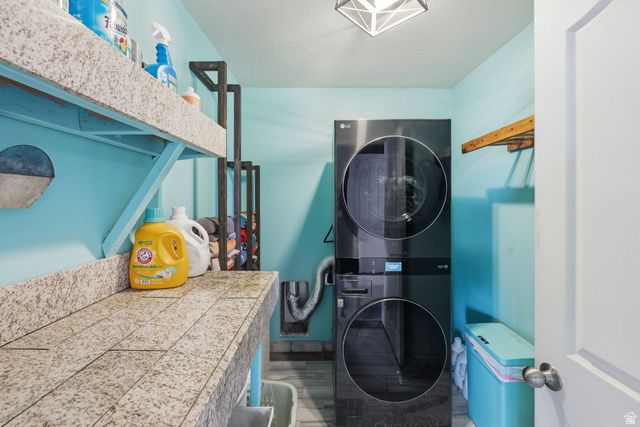 1108 E SEARLE LN, Eagle Mountain, UT 84005