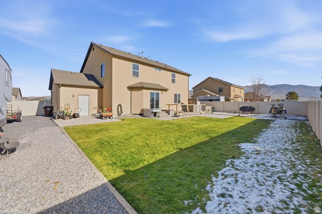 1108 E SEARLE LN, Eagle Mountain, UT 84005