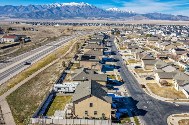 1108 E SEARLE LN, Eagle Mountain, UT 84005