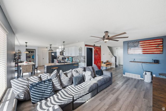 1108 E SEARLE LN, Eagle Mountain, UT 84005