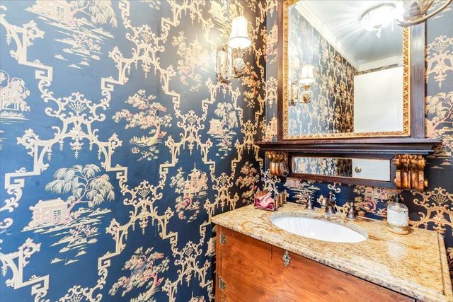 122 S Ridgecrest, Wichita, KS 67218