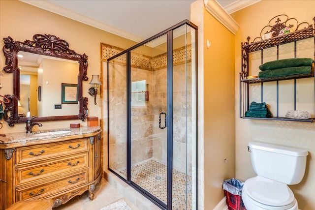 122 S Ridgecrest, Wichita, KS 67218