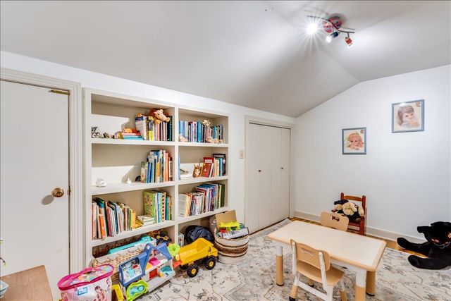 122 S Ridgecrest, Wichita, KS 67218
