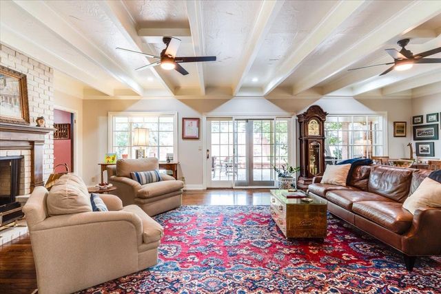 122 S Ridgecrest, Wichita, KS 67218