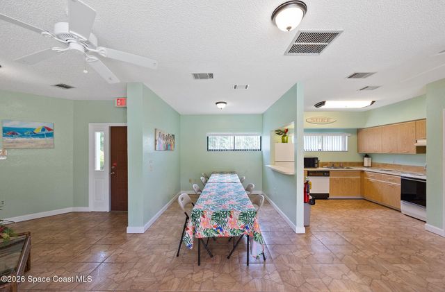 608 Cedar Side Circle NE, Palm Bay, FL 32905