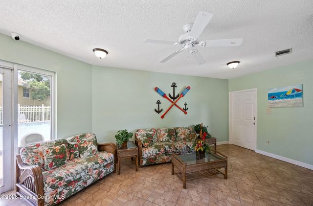 608 Cedar Side Circle NE, Palm Bay, FL 32905