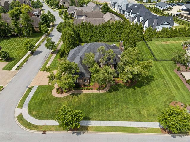 1255 Plantation Blvd, Gallatin, TN 37066