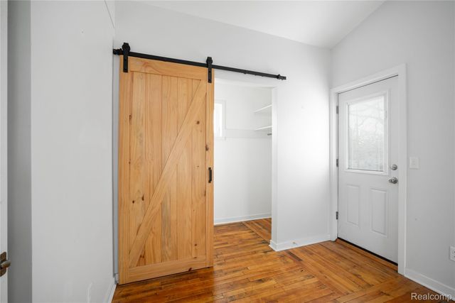 34676 Pinetree Street, Livonia, MI 48150