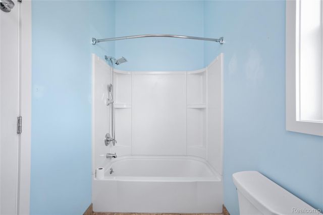 34676 Pinetree Street, Livonia, MI 48150