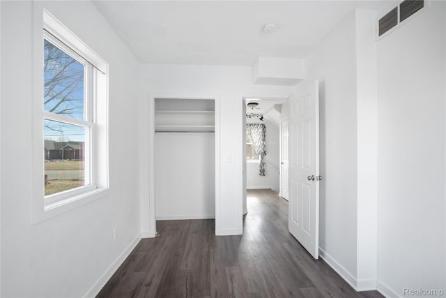 34676 Pinetree Street, Livonia, MI 48150