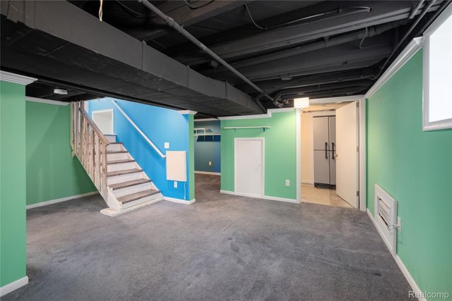 34676 Pinetree Street, Livonia, MI 48150