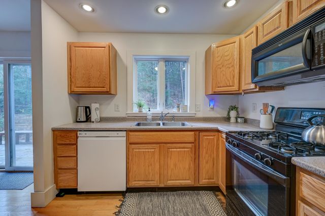 2280 West Side Road, Conway, NH 03860