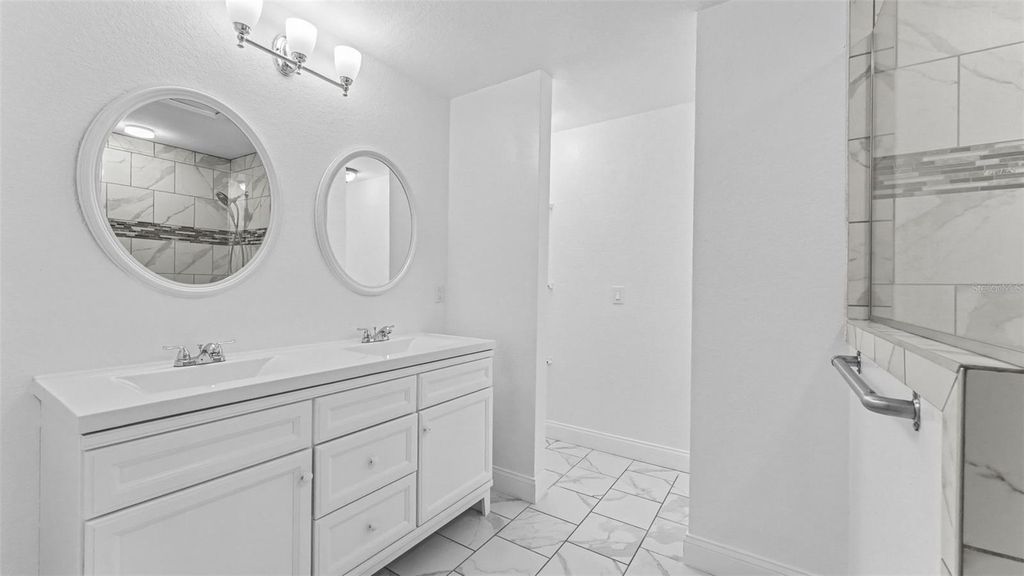 Image 39 of property listing at 1743 ITCHEPACKESASSA DRIVE, Lakeland, FL 33810
