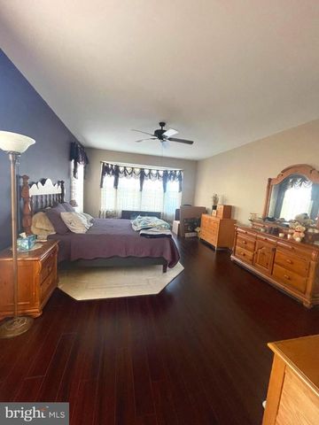 3704 RUSSETT MAPLE CT, Dumfries, VA 22025