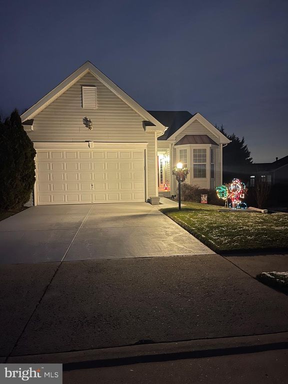 3704 RUSSETT MAPLE CT, Dumfries, VA 22025