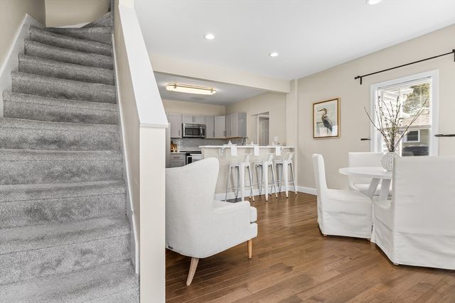 3 Edwards St, Franklin, MA 02038