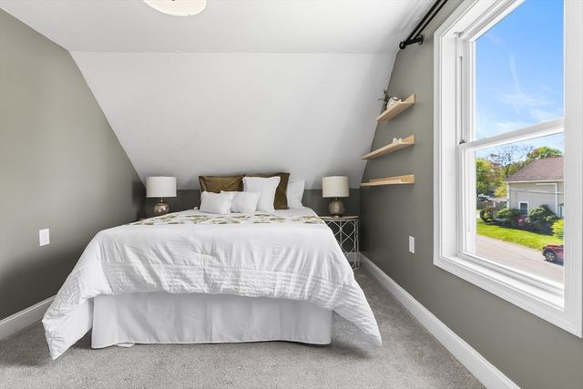 3 Edwards St, Franklin, MA 02038