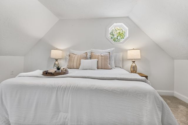 3 Edwards St, Franklin, MA 02038