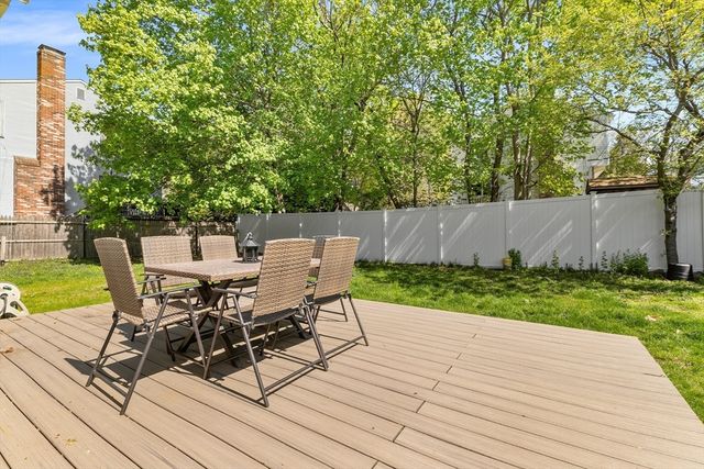 3 Edwards St, Franklin, MA 02038