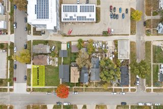 116 6th Avenue SW, Cedar Rapids, IA 52404