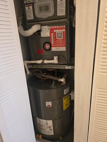 150 Lake Nancy Lane 320, West Palm Beach, FL 33411