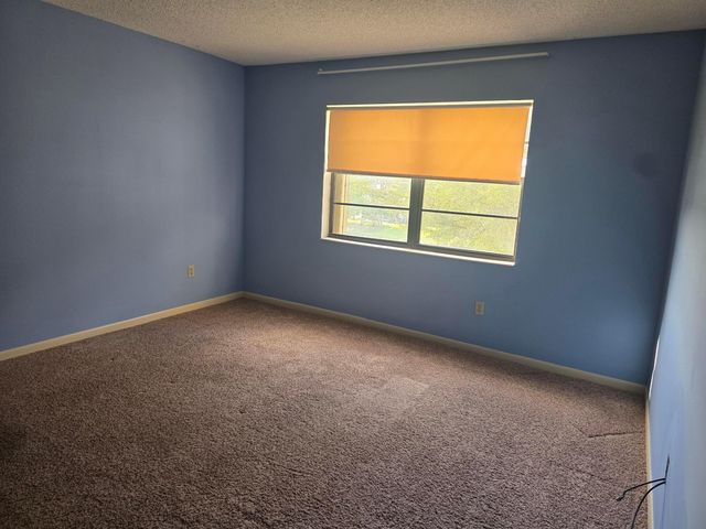 150 Lake Nancy Lane 320, West Palm Beach, FL 33411