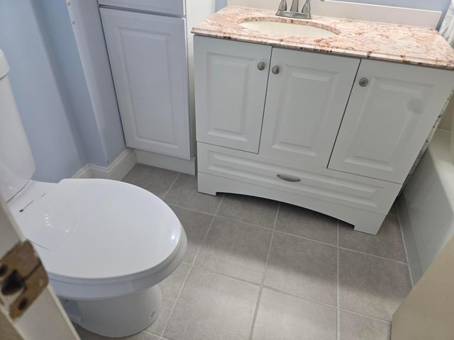 150 Lake Nancy Lane 320, West Palm Beach, FL 33411