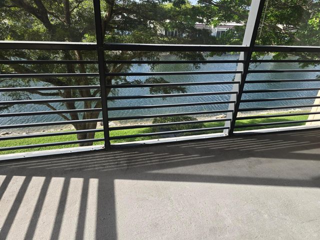 150 Lake Nancy Lane 320, West Palm Beach, FL 33411