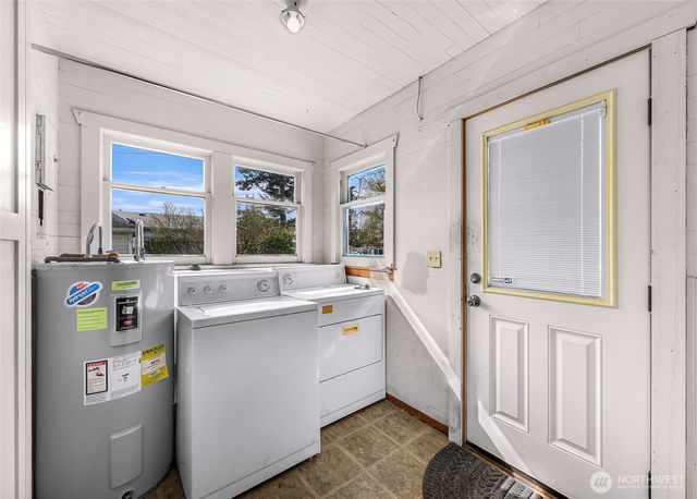 809 W Connecticut Street, Bellingham, WA 98225