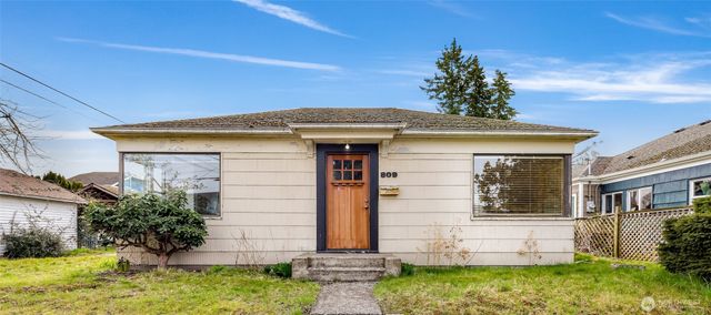809 W Connecticut Street, Bellingham, WA 98225