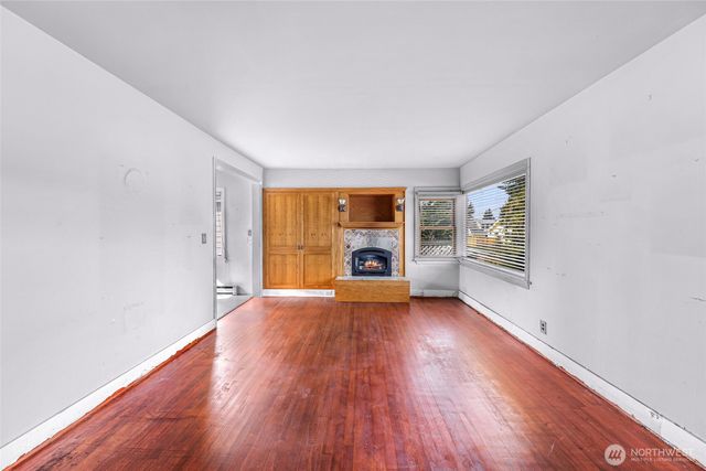 809 W Connecticut Street, Bellingham, WA 98225