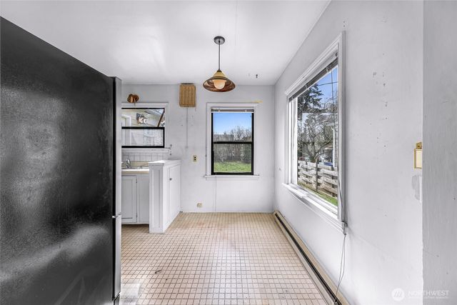 809 W Connecticut Street, Bellingham, WA 98225