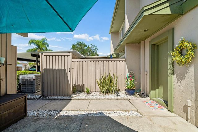 7803 AMBERLEA COURT, Temple Terrace, FL 33637