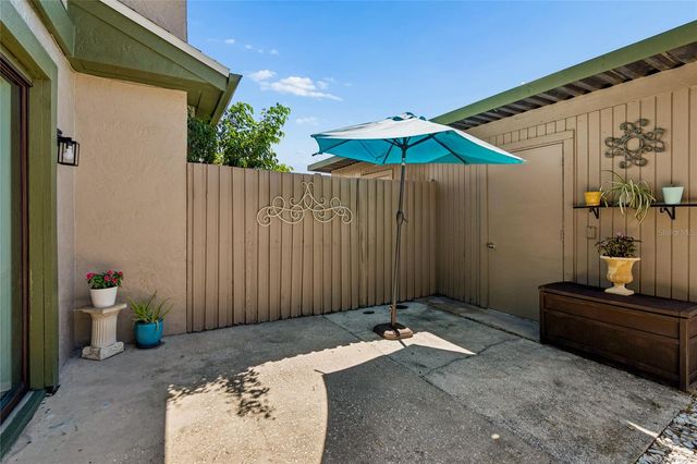 7803 AMBERLEA COURT, Temple Terrace, FL 33637