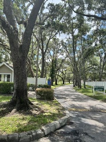 7803 AMBERLEA COURT, Temple Terrace, FL 33637