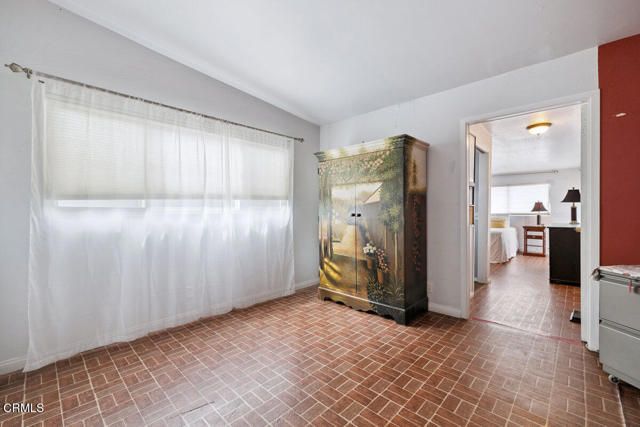 2867 Pierpont Boulevard, Ventura, CA 93001