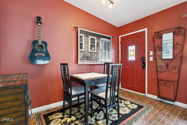 2867 Pierpont Boulevard, Ventura, CA 93001