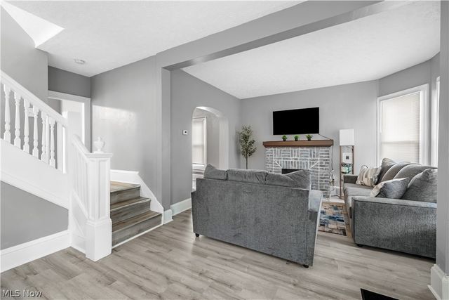 1314 W 110th Street, Cleveland, OH 44102