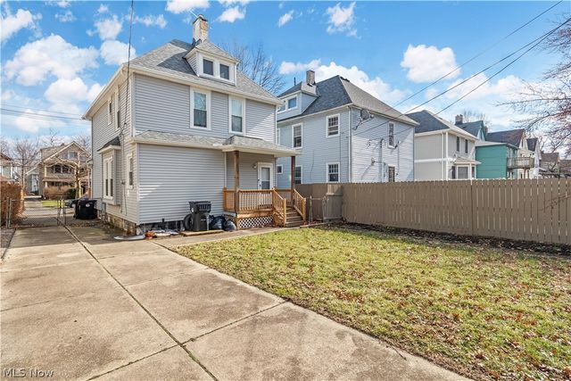 1314 W 110th Street, Cleveland, OH 44102