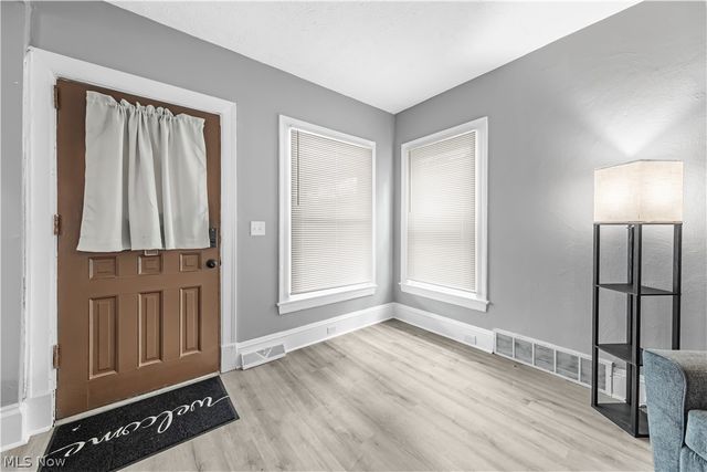 1314 W 110th Street, Cleveland, OH 44102