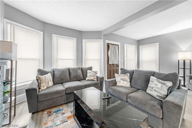 1314 W 110th Street, Cleveland, OH 44102