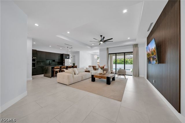 2726 SW 38th ST, Cape Coral, FL 33914