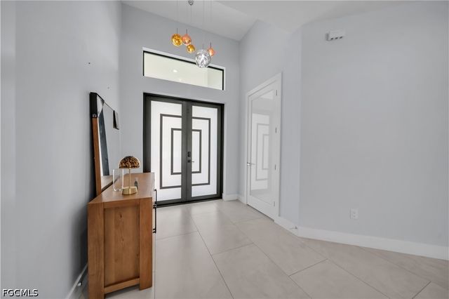 2726 SW 38th ST, Cape Coral, FL 33914