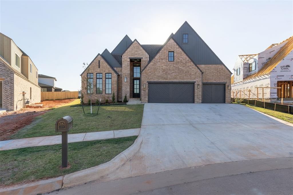 15621 Flora Avenue, Edmond, OK 73013