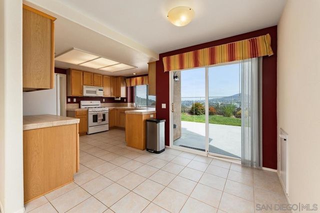 11826 Pickford, San Diego, CA 92131